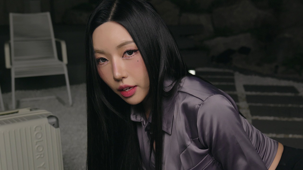 阿西,美女室友竟然..? 2
